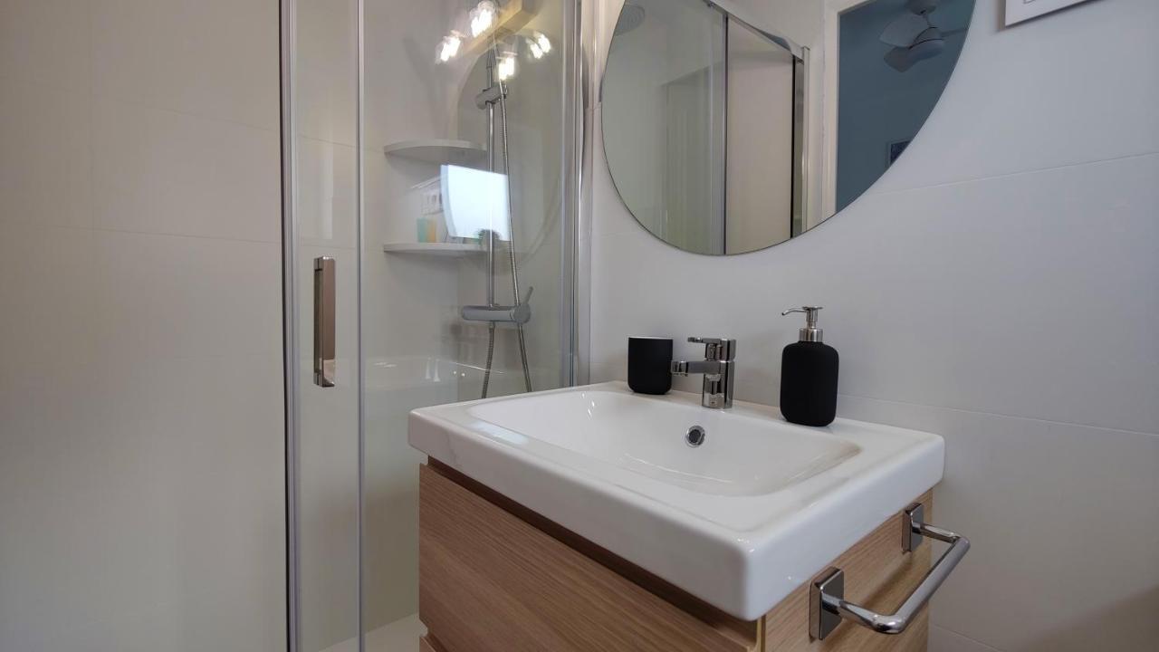 Parralue Beach Front Home 베니돔 외부 사진